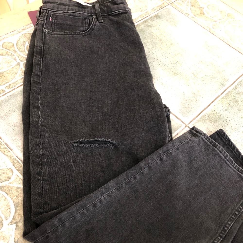 Brand new Vigoss black ripped jeans